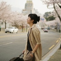 感觉凄美的_拥着你的幸福抱着你的许诺头像图片