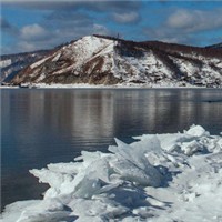 贝加尔湖畔头像图片