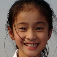 张雪迎头像图片