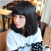 戴假发的萌女生头像图片