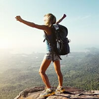 打起背包走天下头像图片