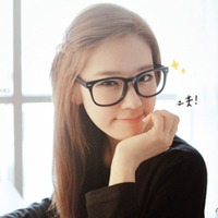 黑框眼镜头像图片