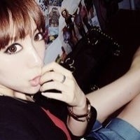 青春美好之幸福女生头像图片