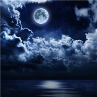 黑夜月亮头像图片