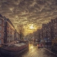 黄昏下的河流头像图片