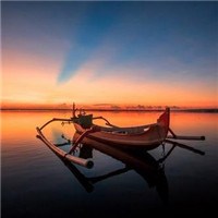 黄昏镜头下的巴厘岛头像图片