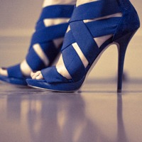 宝蓝色鞋子头像图片