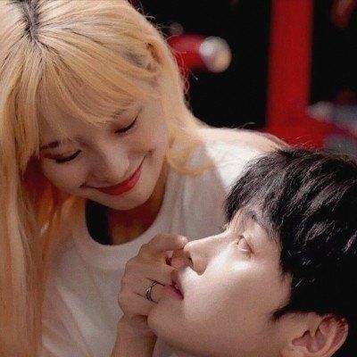 ins 真人恩爱情头可我总是忘记你已经喜欢别人了(图5)