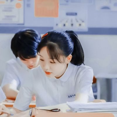 #情侣头像_两个不主动的小朋友是会错过的(图8)