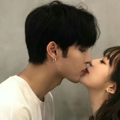 一对两张意境魅力真人情头.翻墙陪你看月亮(图10)