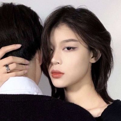 “你不停的翻着评论，只是为了找到那个能替你说出故事的人”(图5)