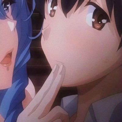 《动漫情头：乍然春风起，吹得漫山樱花遍地。好景，却无半分及你》(图4)