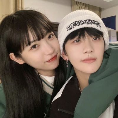 “你不停的翻着评论，只是为了找到那个能替你说出故事的人”(图20)