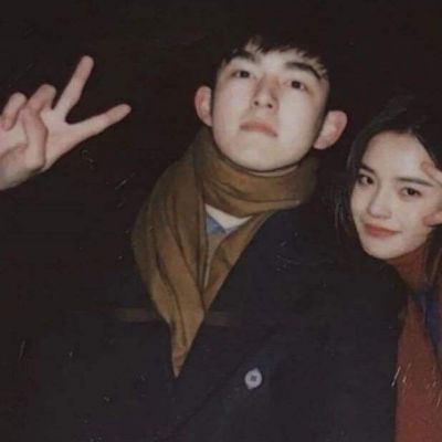 ins真人恩爱情头从不指望任何人心疼我为我扛下所有(图11)