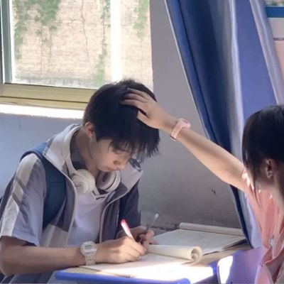 拿图点赞，喜欢关注❤️＃一直在一起吧，无论何时。(图9)