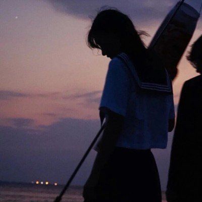 ins 真人恩爱情头可我总是忘记你已经喜欢别人了(图3)