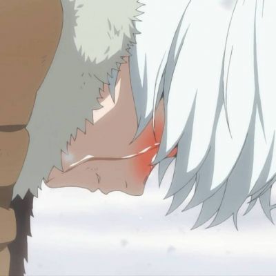 每晚夜里都独自徘徊，仿佛寻找什么，却始终没有答案(图2)