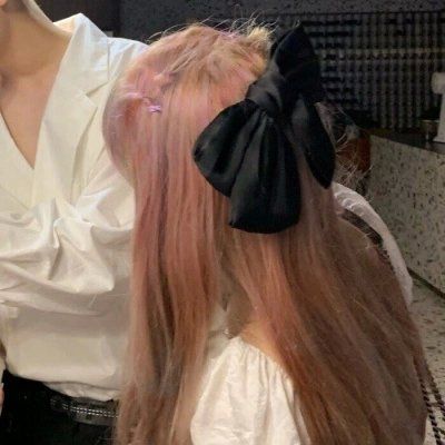 在我周围最黑暗的时刻，你显得最亮(图9)