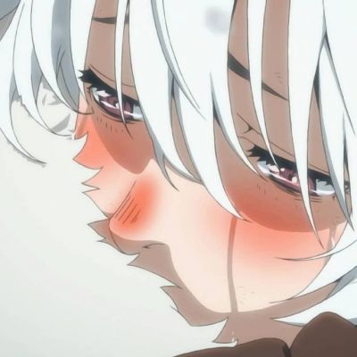 每晚夜里都独自徘徊，仿佛寻找什么，却始终没有答案(图9)