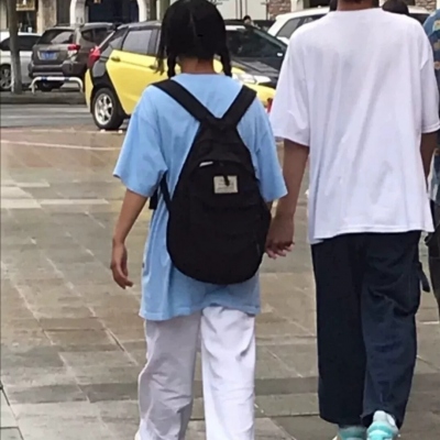 没有骑士保护的公主也要一个人乖乖长大.(图7) 没有骑士保护的公主也要一个人乖乖长大.(图7)