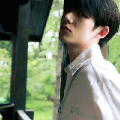 下意识的躲开是因为紧张，回头看是因为喜欢。(图10)