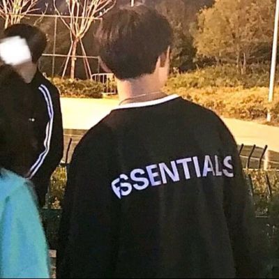 这世间美好的东西不多，初秋时节醉人的黄昏，和笑起来要人命的你?(图17)