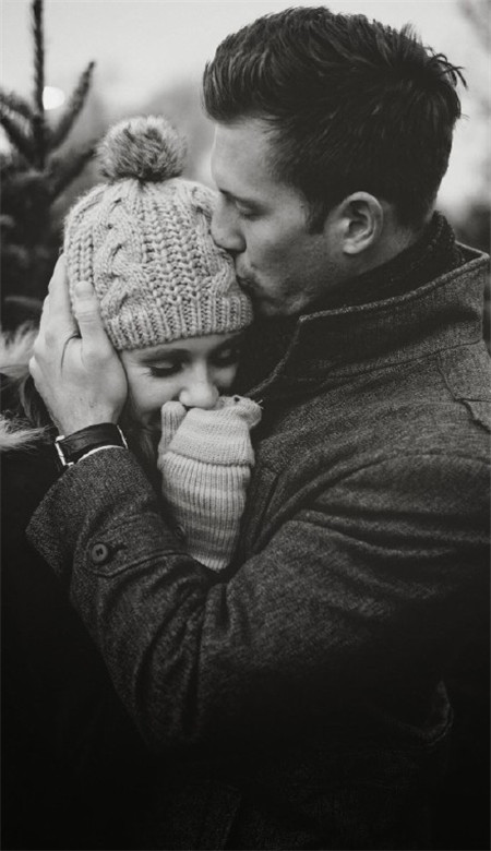 欧美情侣手机壁纸高清黑白 与你相关皆是浪漫(图5)