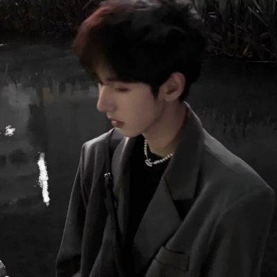 原来市井之处的我们，也都曾望着清冷的月亮(图14)