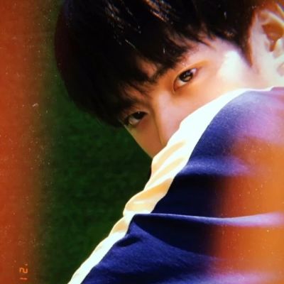 “故事不长，不难概括，简单四字，爱而不得。”(图8)