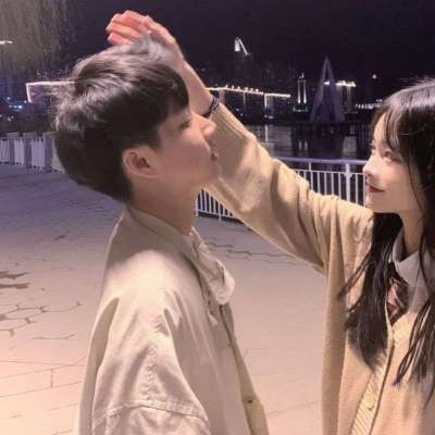 我不知道你属什么，我只知道我属于你。