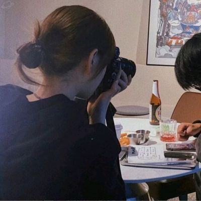 “你不停的翻着评论，只是为了找到那个能替你说出故事的人”(图9)