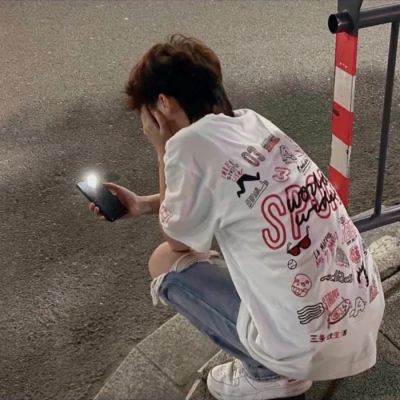 “理智叫我停止，行动叫我放弃，内心让我再等等.”(图11)