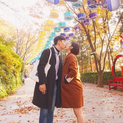 浪漫风格情侣图片接吻(图4)