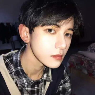 y青春文案馆，禁欲系男生头像(图5)
