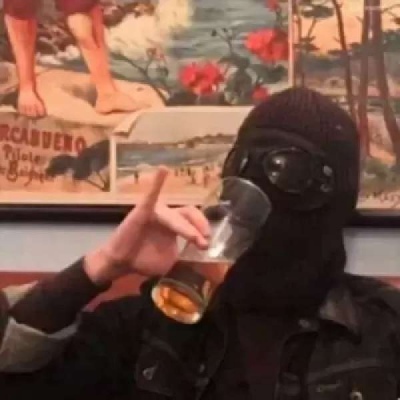 沙雕男头啊啊(图1)