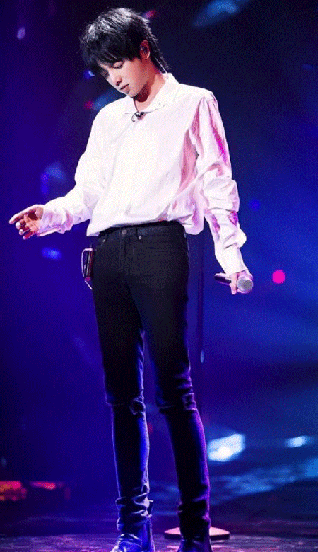 超级帅气的男明星空间壁纸合集 让人无法抵抗的漫画腿(图9)