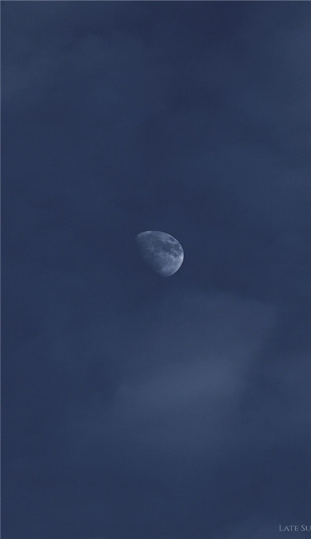 2021蓝色风景图片高清壁纸ins风 我这辈子太辛苦了每天都在熬夜睡觉(图4) 2021蓝色风景图片高清壁纸ins风 我这辈子太辛苦了每天都在熬夜睡觉(图4)