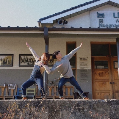 浪漫风格情侣图片接吻(图2)