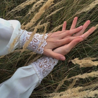 情侣图片手牵手(图3)