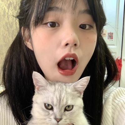 我想活的聪明 通透 快乐 满足 想我的世界窗明几净 一片蔚蓝色/女生头像(图4)