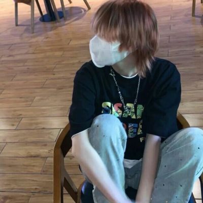 ins小清新文艺范男头少年圈住了我的手腕 我便圈住了我整个浪漫(图8)