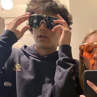 ins真人恩爱情头情人节声明：我不是不谈恋爱 我是没人要(图13)