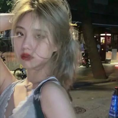 新鲜女头/“不要因为廉价的新鲜感而放弃长久的陪伴.”(图7)