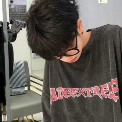 ins小清新文艺范男头今晚的星星和月亮都像你 遥不可及地好看