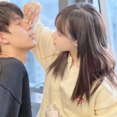 ins真人恩爱情头情人节声明：我不是不谈恋爱 我是没人要(图9)