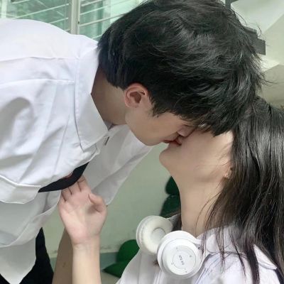 ins真人恩爱情头原来遇到爱的人是不会腻的 是越爱越想爱下去(图8)