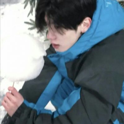 ins小清新文艺范男头你过安检必响 你个铁憨憨(图1)