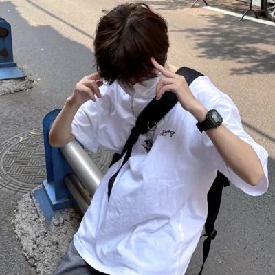 ins小清新文艺范男头你过安检必响 你个铁憨憨(图4)