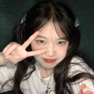 元气女头 今天被帅哥摸头了，他说：吹头加五块(图3)