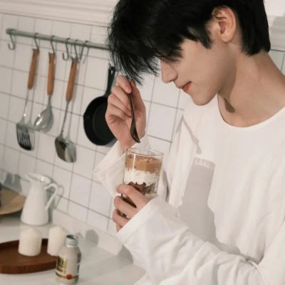 ins小清新文艺范男头你过安检必响 你个铁憨憨(图3)